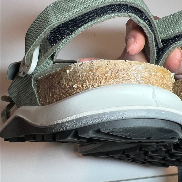 Birkenstock Women's Kalahari Birko-Flor Sandals khaki green size 8 - Picture 10 of 14